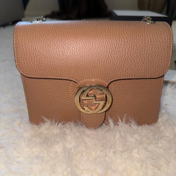 Gucci Interlocking G Small Leather Shoulder Bag - Picture 6 of 11